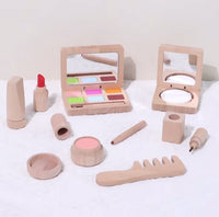 Wooden Make-Up Set